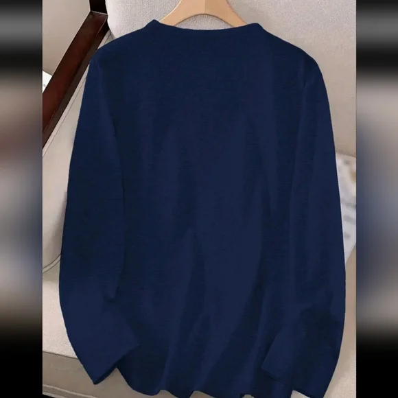 Women's Snowman Graphic Navy Sweatshirt - Picture 2 of 3